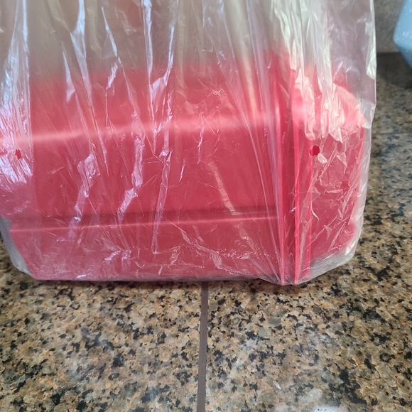 Tupperware pick-a-deli pickle or jalapeño container-NEW - Picture 7 of 7